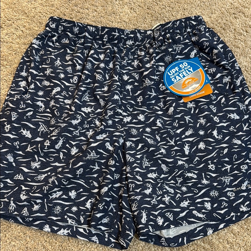 Columbia Men's Navy and White Athletic Shorts